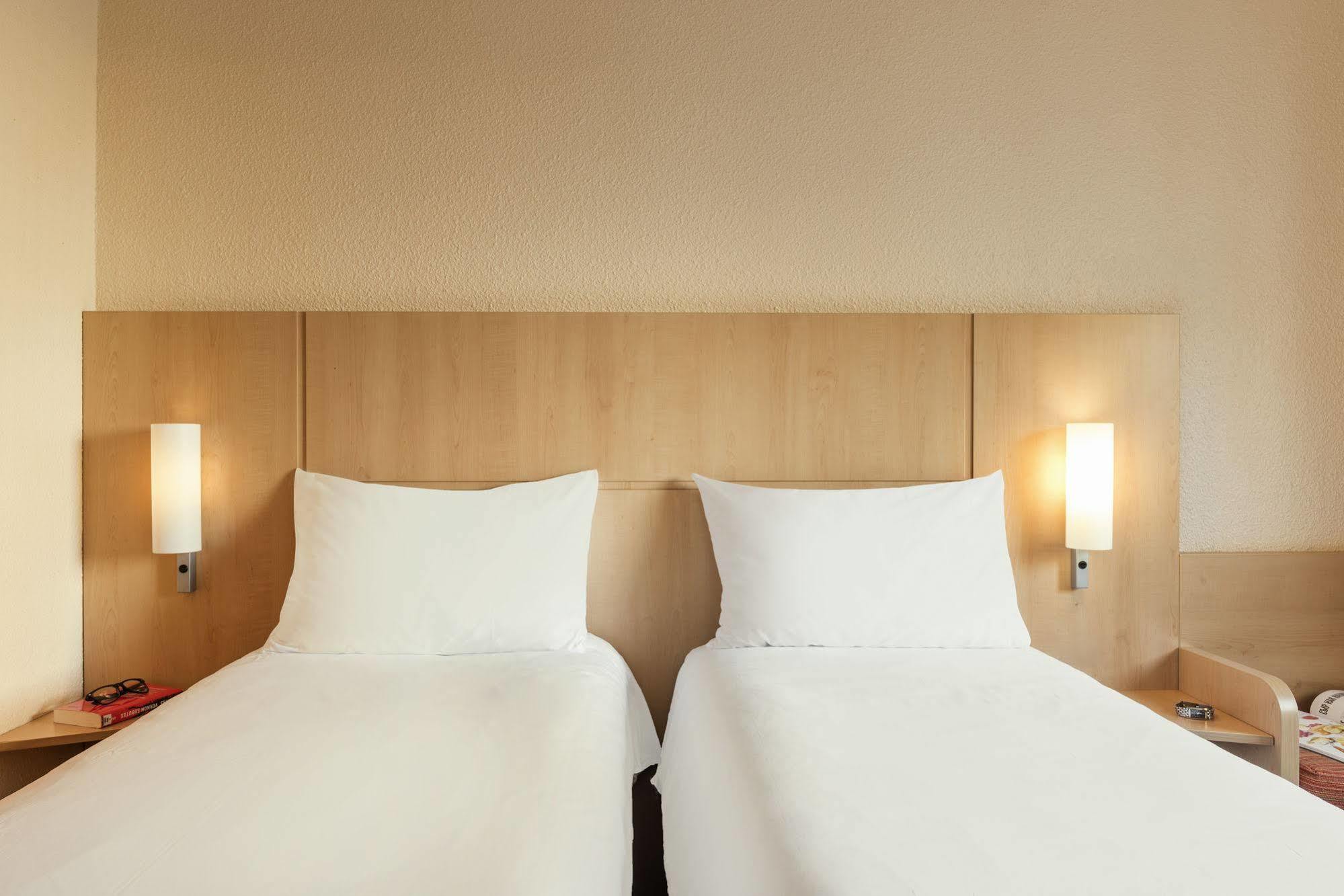 מלון Ibis Geneve Petit Lancy מראה חיצוני תמונה